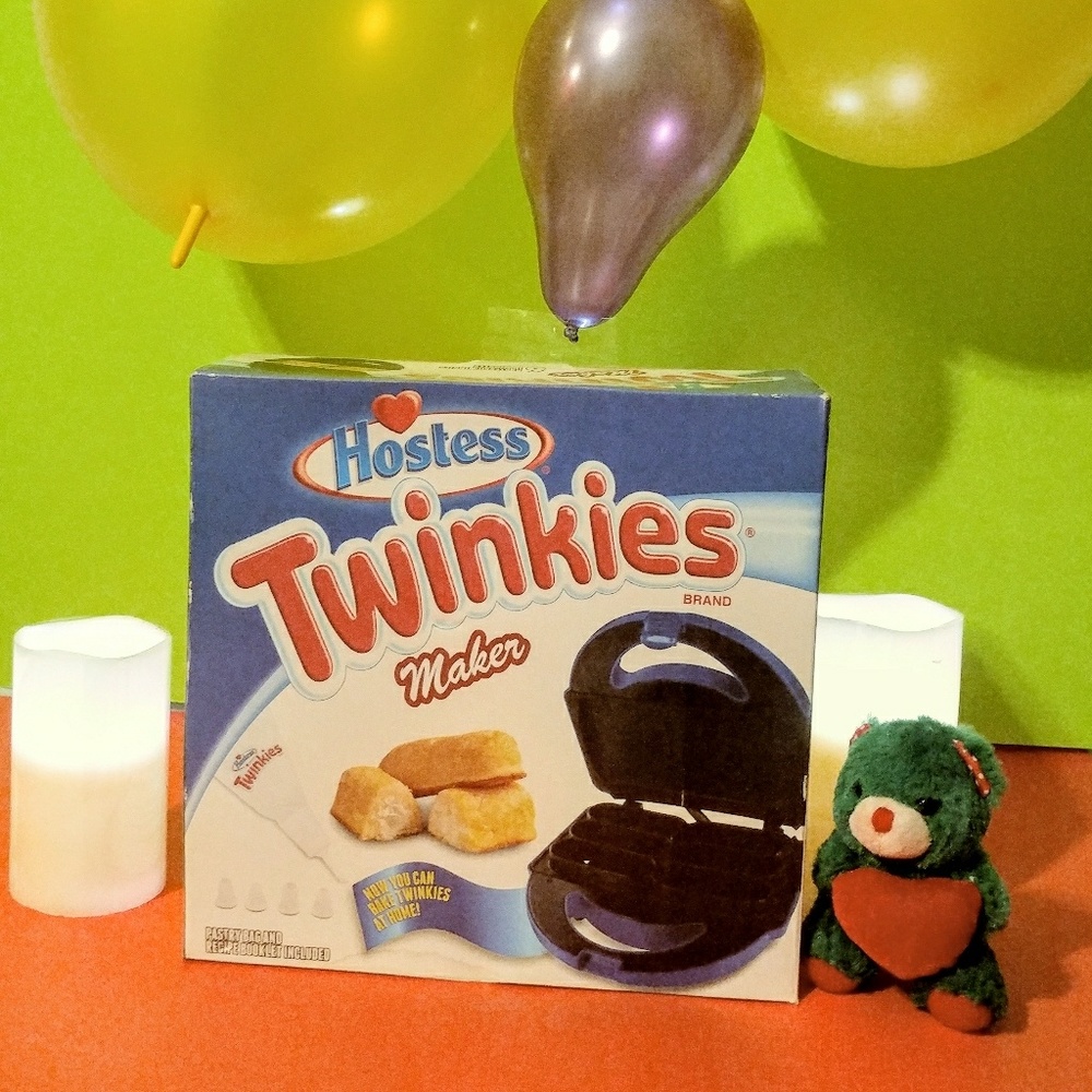 Hostess Twinkies Maker